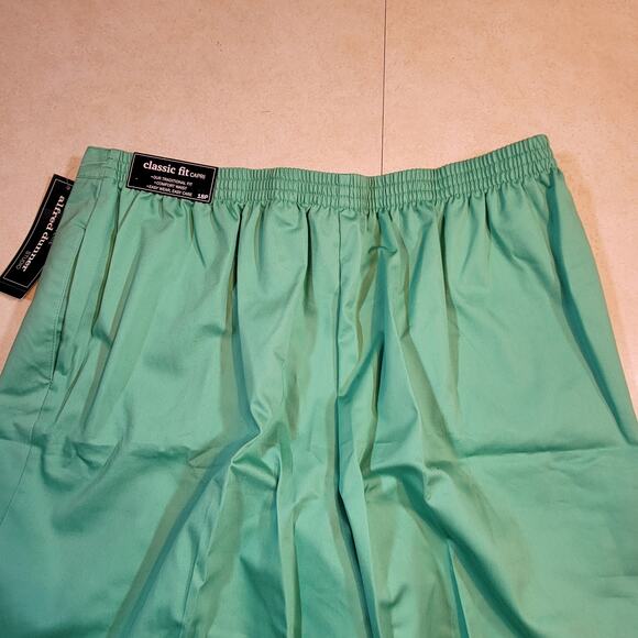 Lot of 2 Alfred Dunner Studio Capri Pants 18P Classic Fit Green Tan New With Tag - Picture 11 of 16